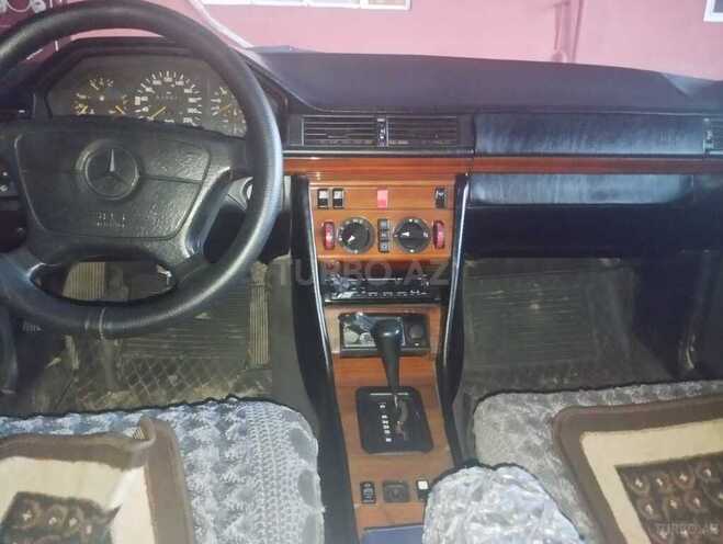 Mercedes E 250 1994, 710,000 km - 2.5 l - İmişli