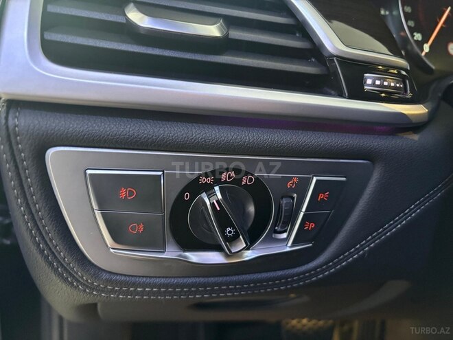 BMW 740-11