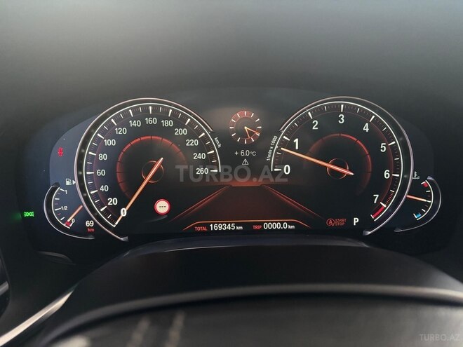 BMW 740-16