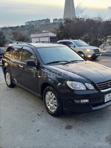 Mitsubishi Airtrek-2
