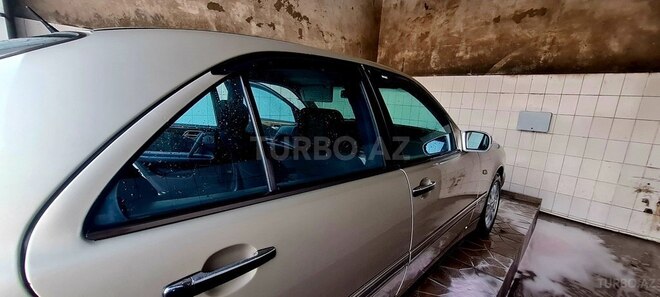 Mercedes E 240 1999, 340,000 km - 2.4 l - Bakı
