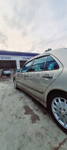 Mercedes E 240 1999, 340,000 km - 2.4 l - Bakı