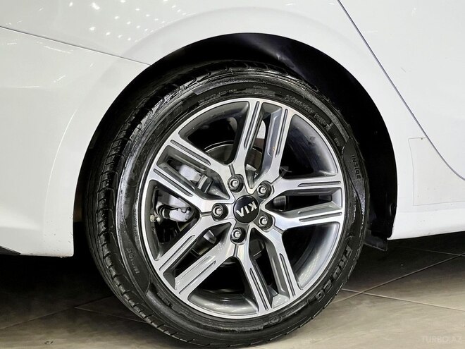 Kia Forte-10