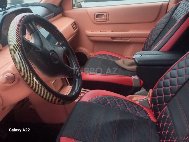 Nissan X-Trail 2001, 267,000 km - 2.0 l - Quba