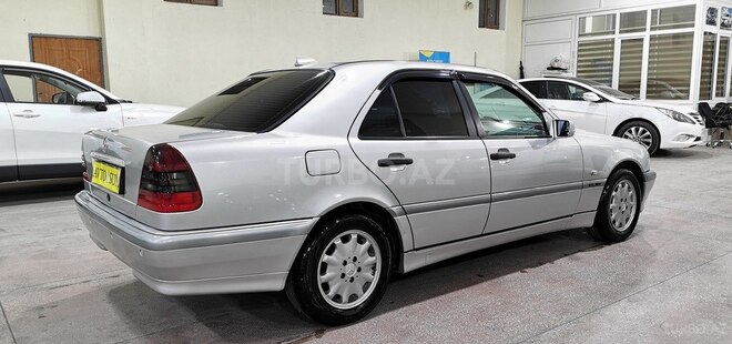 Mercedes C 240 1999, 234,000 km - 2.4 л - Sumqayıt