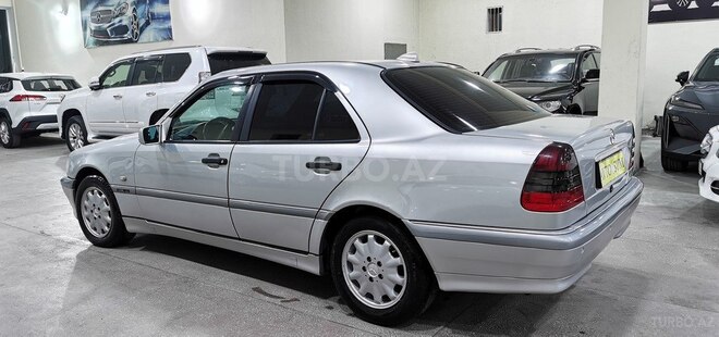 Mercedes C 240 1999, 234,000 km - 2.4 л - Sumqayıt