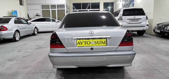Mercedes C 240 1999, 234,000 km - 2.4 л - Sumqayıt