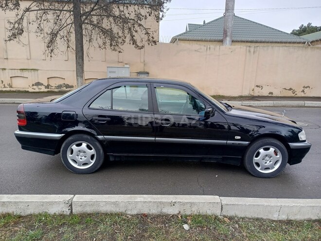 Mercedes C 180 1999, 272,700 km - 1.8 l - Gəncə