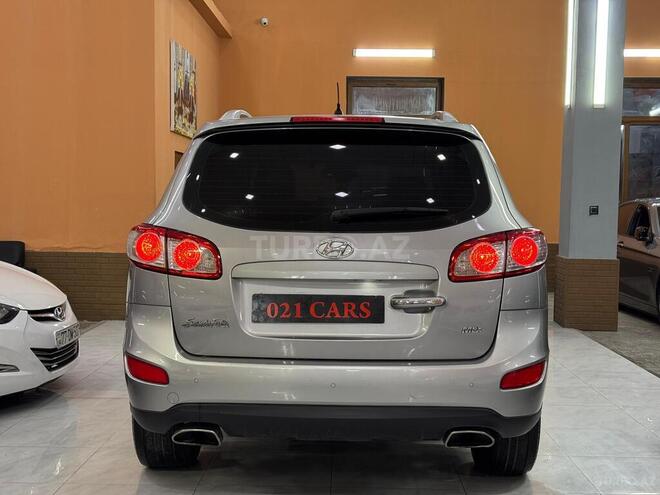 Hyundai Santa Fe-2
