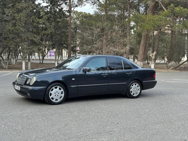 Mercedes E 230 1996, 227,000 km - 2.3 l - Sumqayıt