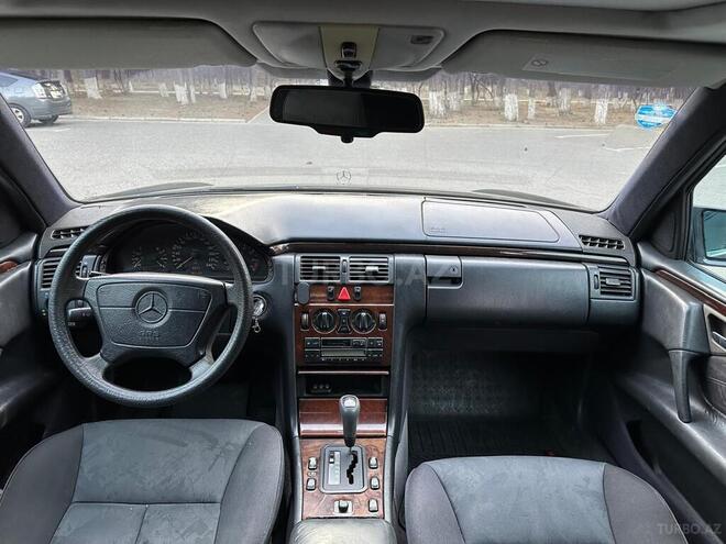 Mercedes E 230 1996, 227,000 km - 2.3 l - Sumqayıt
