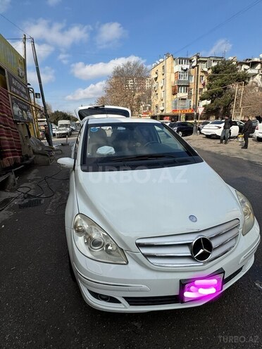 Mercedes B 170 2006, 180,000 km - 1.7 l - Bakı