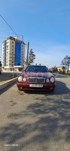 Mercedes E 220 d 1999, 425,613 km - 2.2 л - Naftalan