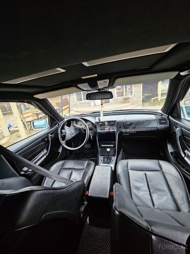 Mercedes  2000, 270,000 km - 2.4 l - Goranboy