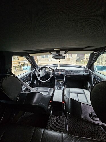 Mercedes  2000, 270,000 km - 2.4 l - Goranboy