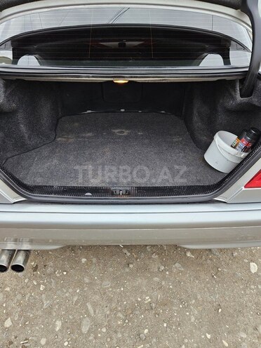 Mercedes  2000, 270,000 km - 2.4 l - Goranboy