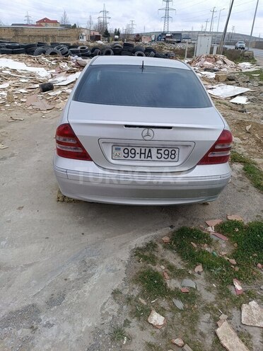Mercedes C 220 d 2000, 235,000 km - 2.2 l - Bakı