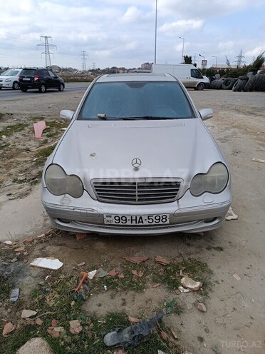 Mercedes C 220 d 2000, 235,000 km - 2.2 l - Bakı
