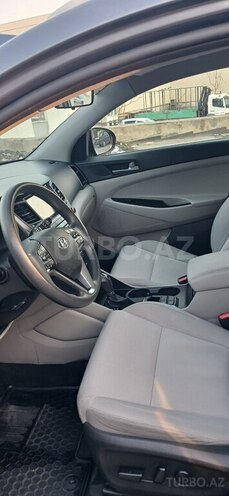 Hyundai Tucson 2018, 200,000 km - 2.0 l - Bakı