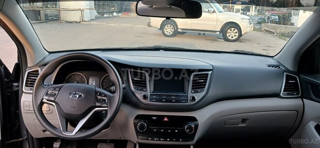 Hyundai Tucson 2018, 200,000 km - 2.0 l - Bakı