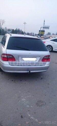 Mercedes E 220 d 2008, 389,000 km - 2.2 л - Bərdə