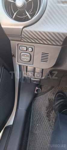 Toyota Corolla Fielder 2019, 111,900 km - 1.5 л - Bakı