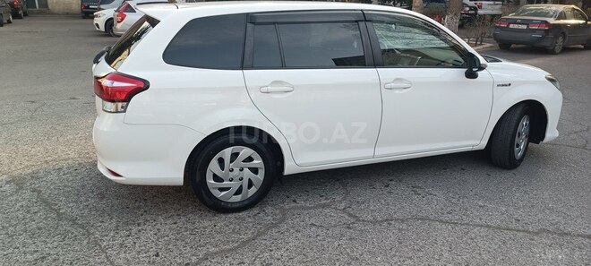 Toyota Corolla Fielder 2019, 111,900 km - 1.5 л - Bakı