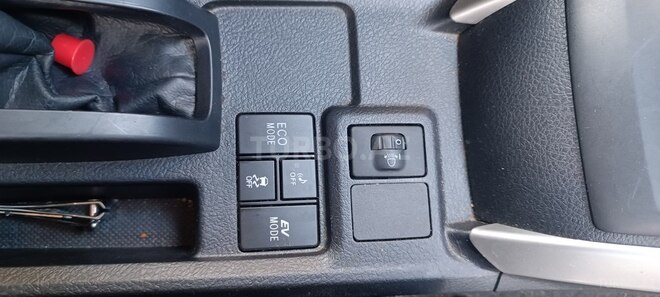 Toyota Corolla Fielder 2019, 111,900 km - 1.5 л - Bakı