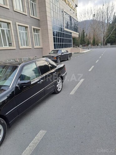 Mercedes C 230 1999, 249,000 km - 2.3 л - Balakən