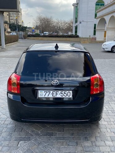 Toyota Corolla 2005, 198,000 km - 1.4 l - Bakı