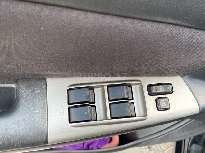 Toyota Corolla 2005, 198,000 km - 1.4 l - Bakı