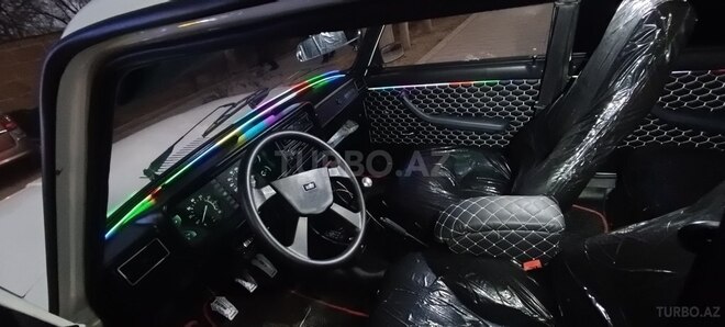 LADA (VAZ) 2107 1988, 98,000 km - 1.6 l - Yevlax