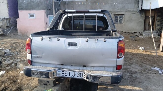 Mitsubishi L300 2008, 312,000 km - 2.5 l - Bakı