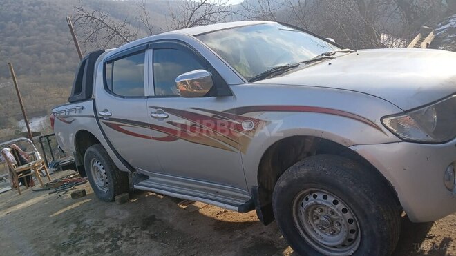 Mitsubishi L300 2008, 312,000 km - 2.5 l - Bakı