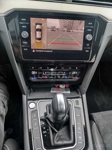 Volkswagen Passat-14