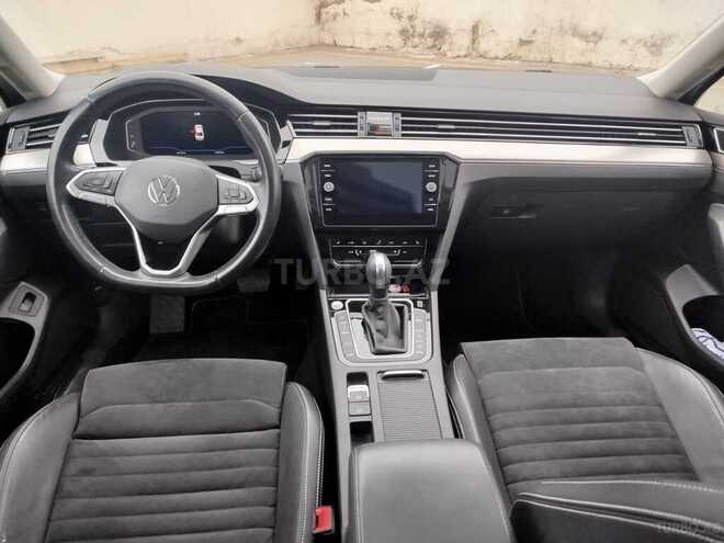 Volkswagen Passat-10