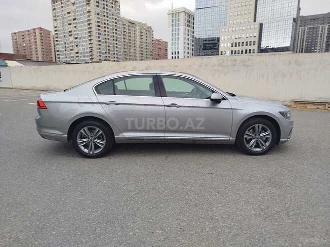Volkswagen Passat-7