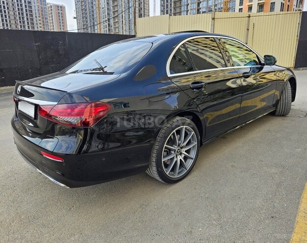 Mercedes E 300 e 2022, 26,000 km - 2.0 l - Bakı
