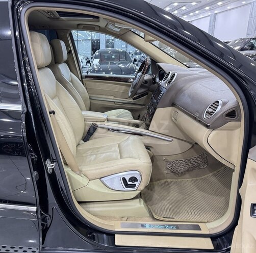 Mercedes GL 550 2008, 215,300 km - 5.5 l - Bakı
