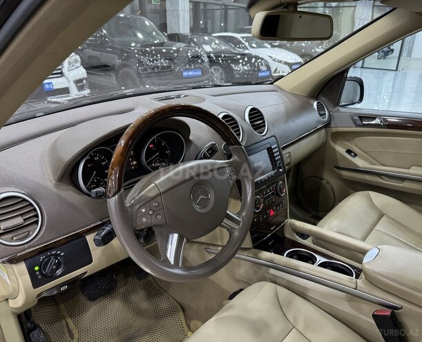 Mercedes GL 550 2008, 215,300 km - 5.5 l - Bakı