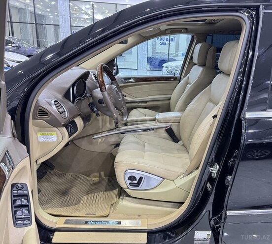 Mercedes GL 550 2008, 215,300 km - 5.5 l - Bakı