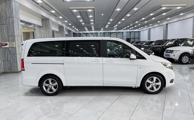 Mercedes V 220 2015, 226,600 km - 2.2 л - Bakı