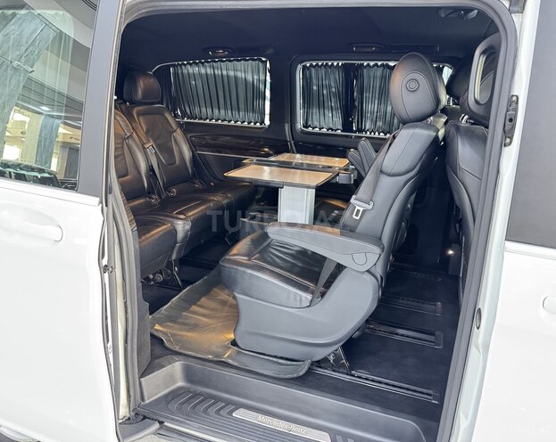 Mercedes V 220 2015, 226,600 km - 2.2 л - Bakı