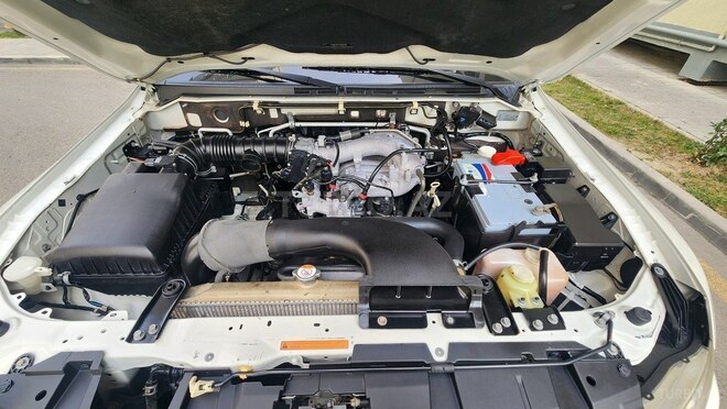 Mitsubishi Pajero 2008, 173,000 km - 3.0 l - Bakı