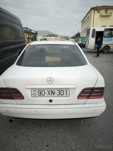 Mercedes E 220 d 1996, 626,000 km - 2.2 l - Bakı