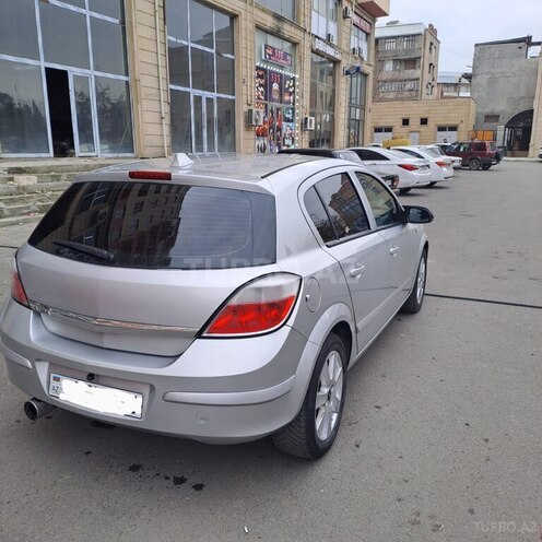 Opel Astra 2006, 247,000 km - 1.4 l - Gəncə