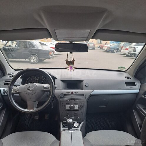 Opel Astra 2006, 247,000 km - 1.4 l - Gəncə