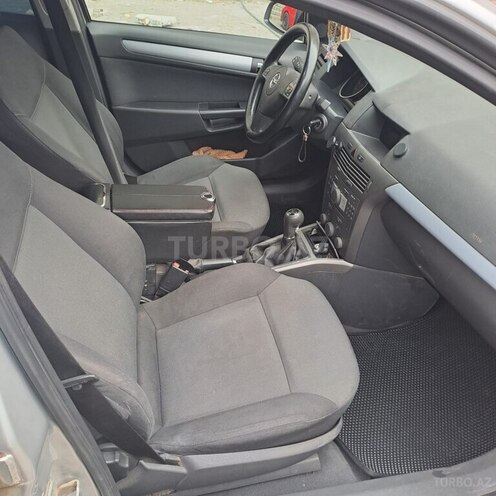 Opel Astra 2006, 247,000 km - 1.4 l - Gəncə