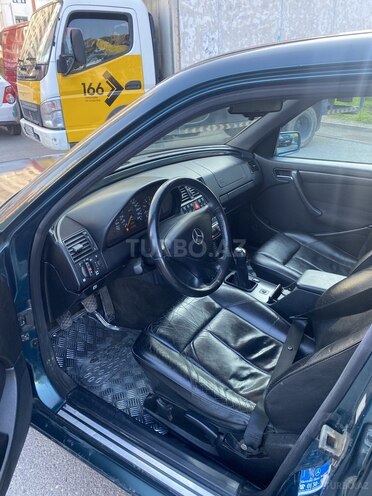 Mercedes C 180 1995, 610,000 km - 1.8 л - Bakı