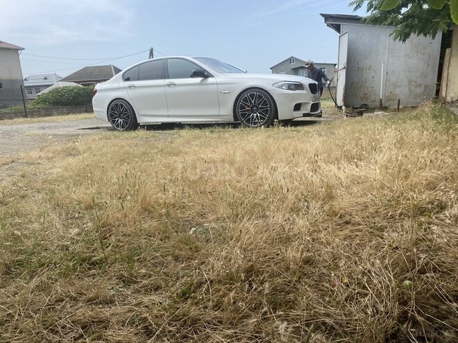 BMW 528 2012, 210,000 km - 2.0 l - Lənkəran